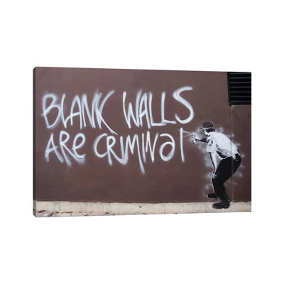 Les murs vides sont des motifs criminels