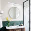  Barre d'éclairage de salle de bain 32 po à DEL à intensité variable, chrome moderne avec abat-jour en acrylique au-dessus d'un miroir pour les espaces de salle de bain, de chambre à coucher ou de meuble-lavabo-1736067161