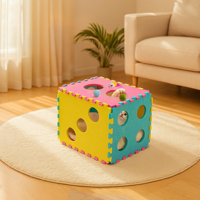 Niche pour chat avec 40 jouets