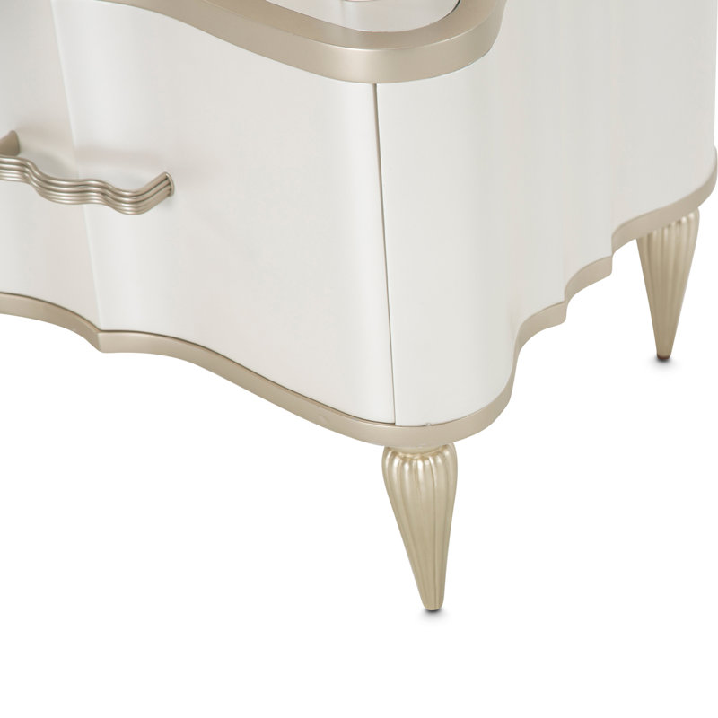 London Place 6 - Drawer Dresser