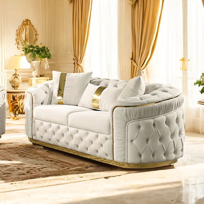 Milthon Loveseat