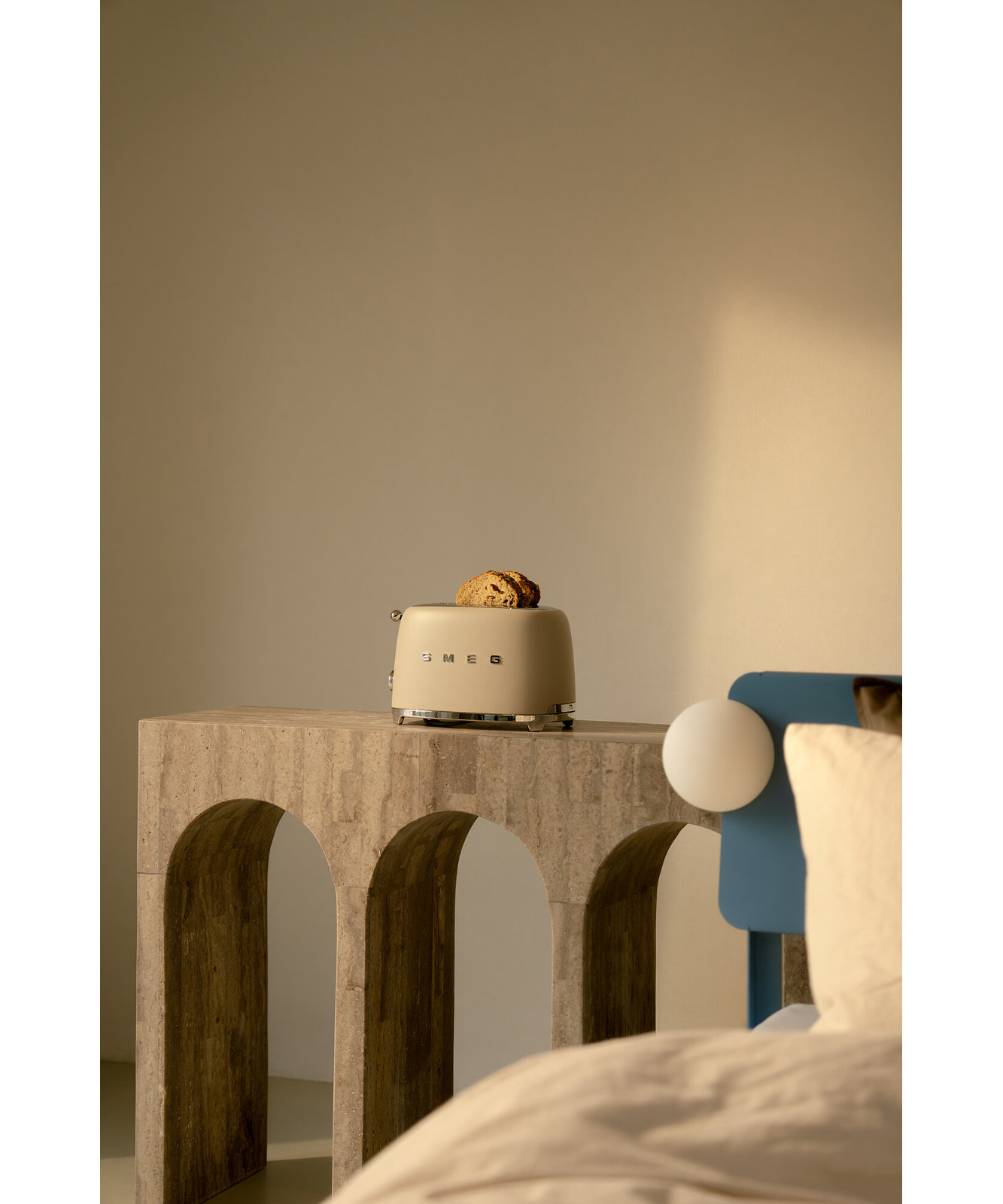 SMEG 50s Style 2-Slice Toaster, Cream