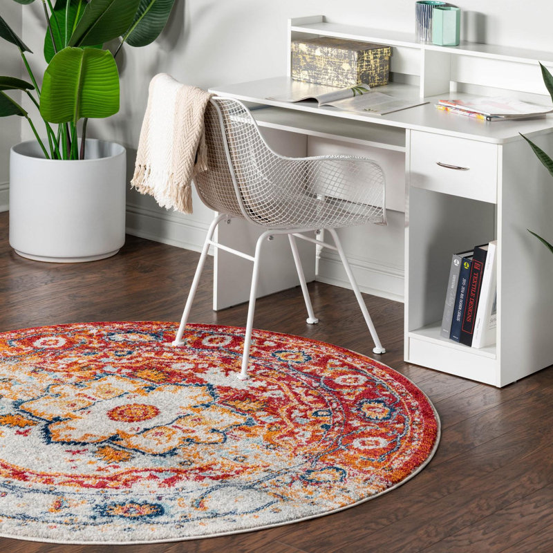 Hagedorn Oriental Area Rug, Round 7'10", Red