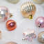Ensemble de 35 décorations de Noël incassables couleur champagne rosé, boules de 4 cm et 6 cm avec étoile pour le sapin, pour décorer votre sapin pendant les fêtes.