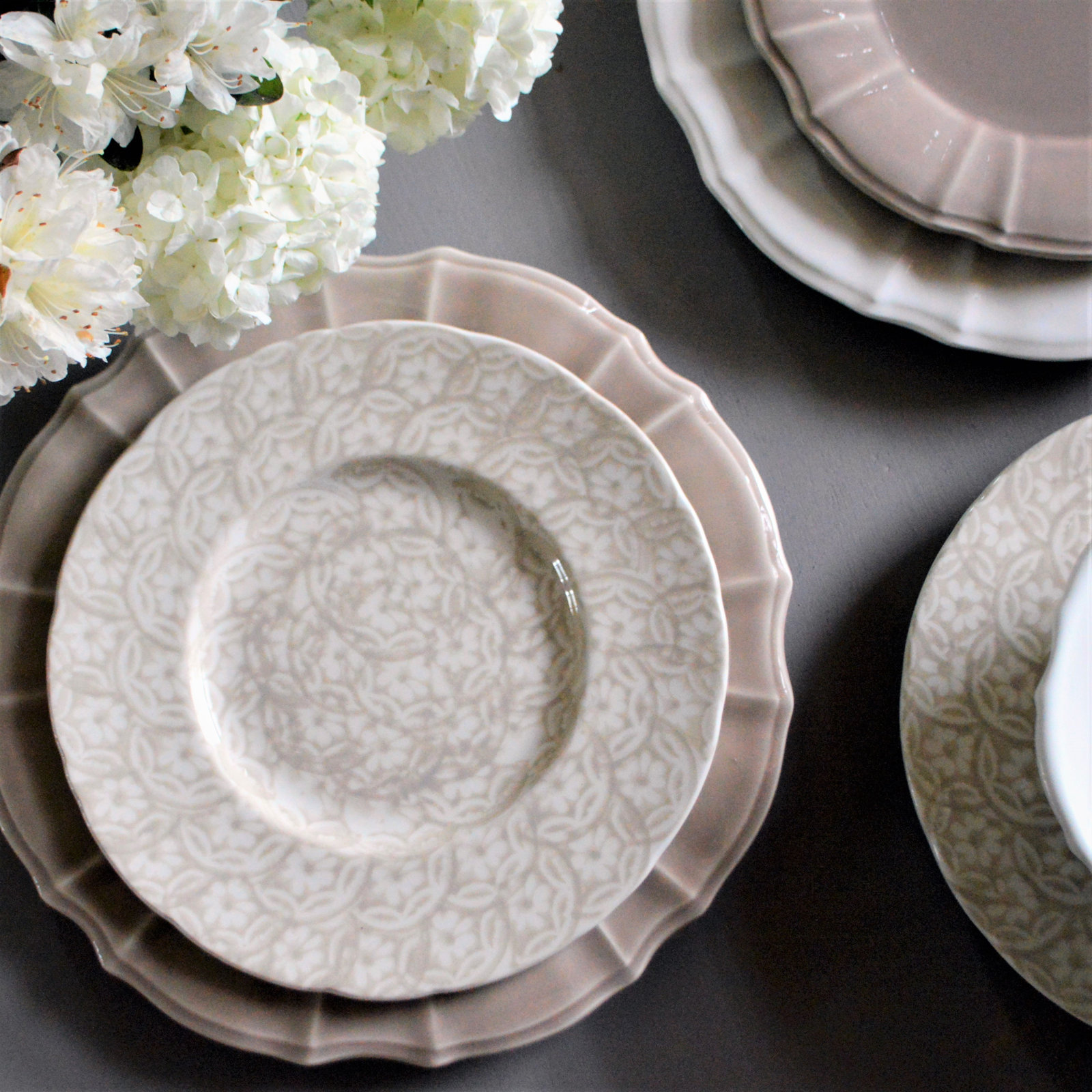 Euro Ceramica Chloe 9" Salad Plate
