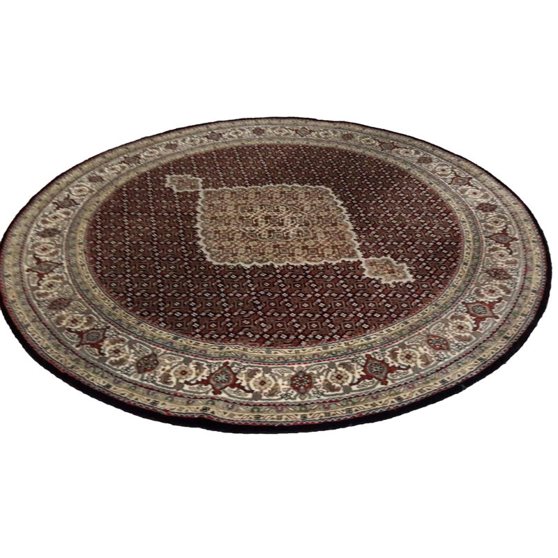 Kasonya Oriental Area Rug in Black