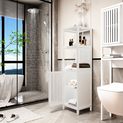 Armoire de rangement blanche pour une utilisation optimale de l'espace de la salle de bain et du salon