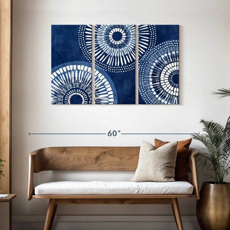 Avery Adelle II, 28" H x 45" W