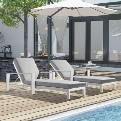 Hoyt 35" Patio Chaise Lounge