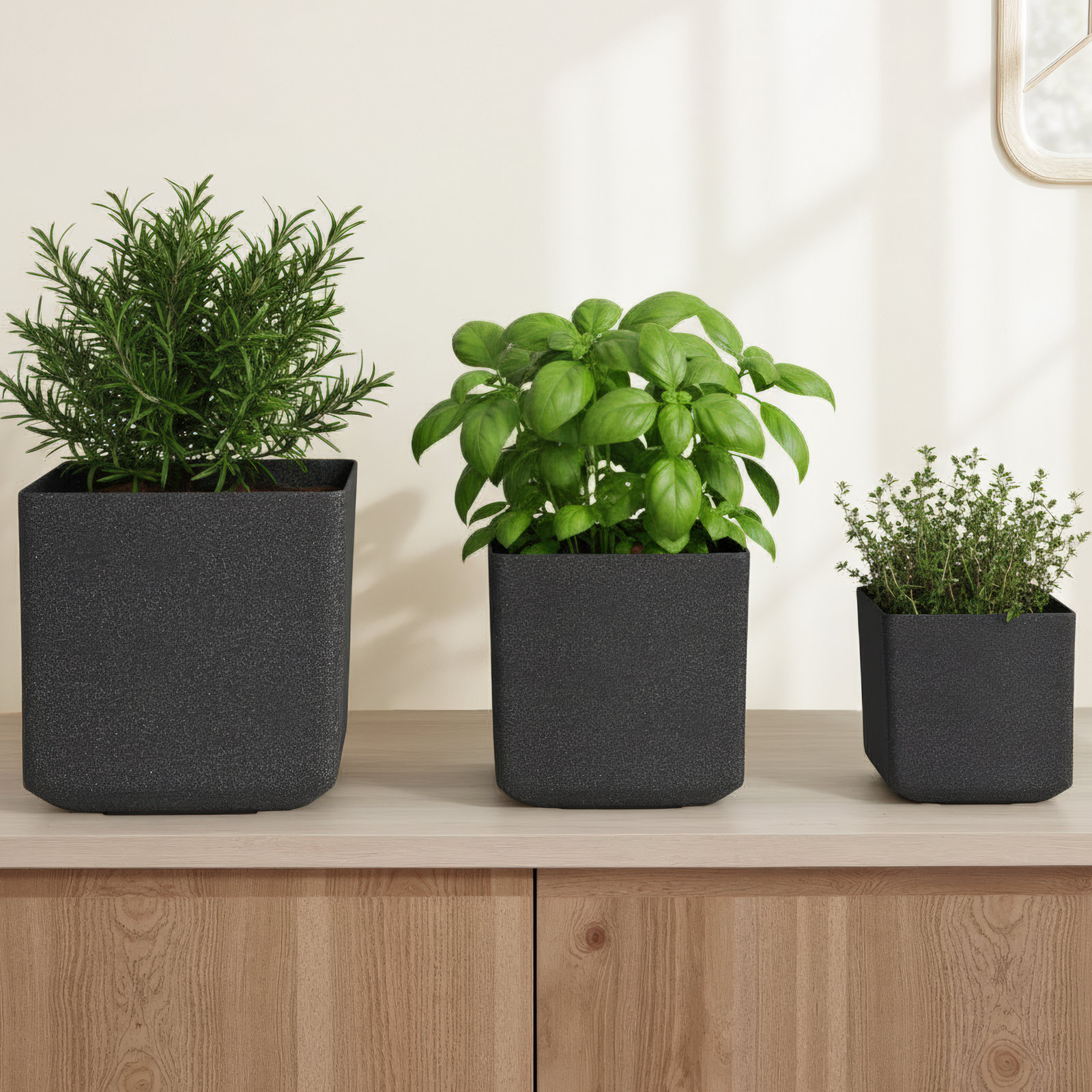 Hollins 14" Planter Box