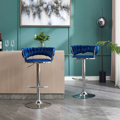 Ensemble de 2 tabourets de bar, avec repose-pieds chromé et base pivotante en velours à hauteur réglable et tabouret de bar simple chromé