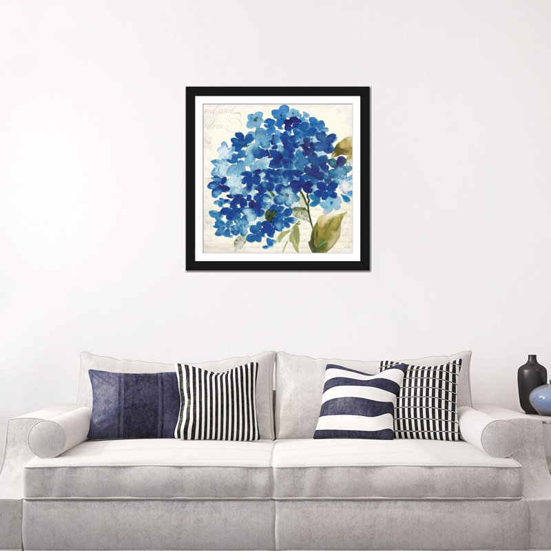 «Hampton Hydrangea II» par Asia Jensen, reproduction sur toile, H 16 po x l 16 po x P 1 po, Papier d'art encadré noir, Blanc