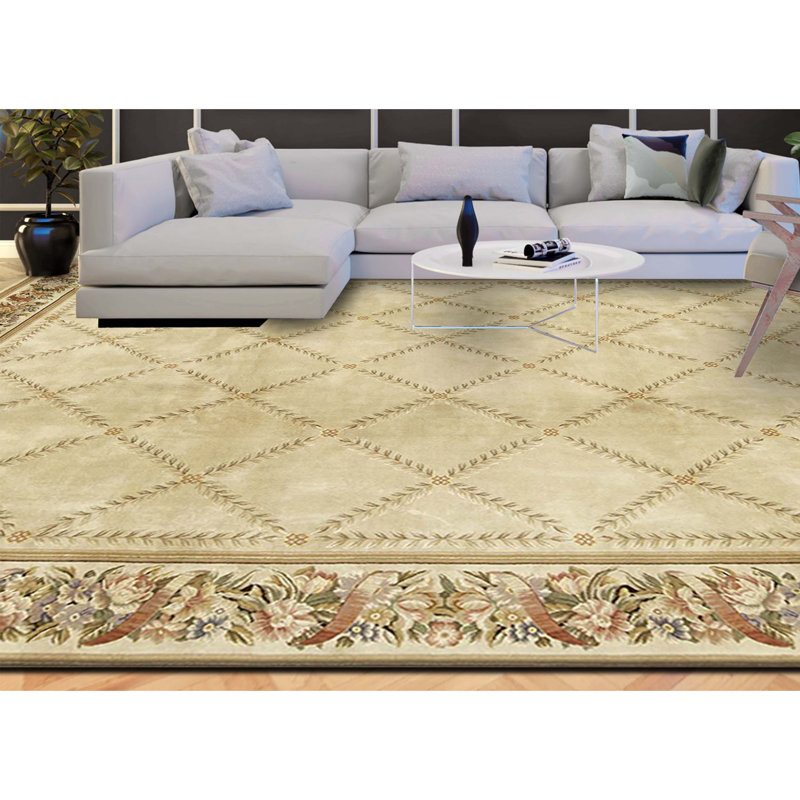 Hand Knotted Area Rug in Ivory