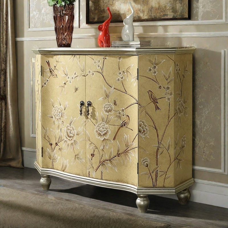 Armoire d'appoint en bois clair