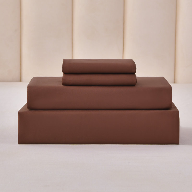 Solid Color 4-Piece Bed Sheet Set With Ultra-Fine Fiber Suitable For Family Bedrooms, King Sheet Set with 2 Pillowcases