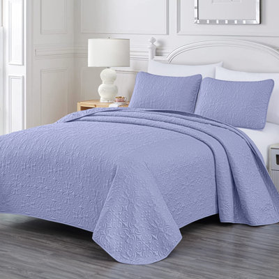 Luca 3-Piece Lightweight Microfiber Oversized Bedspread Set