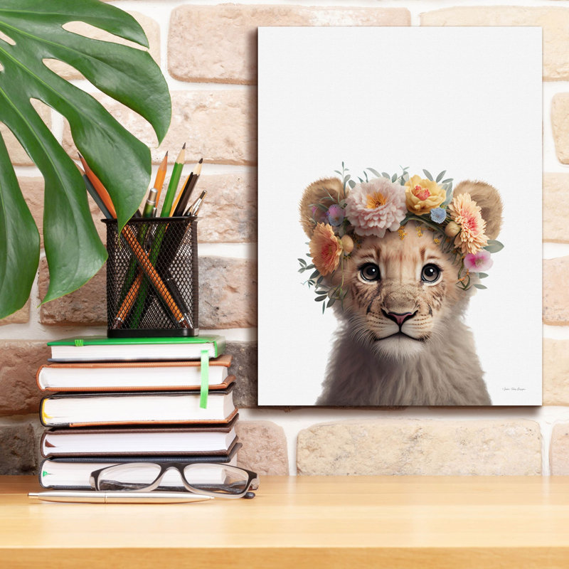 «Baby Lion» par Seven Trees Designs, art mural sur toile, H 16 po x l 12 po x P 0,75 po