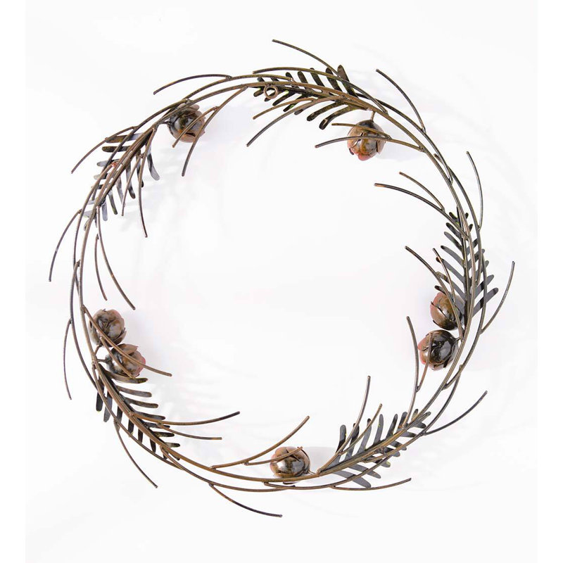 Couronne de pommes de pin 19,5 po