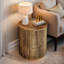 Petite table de bout ronde cannelée en bois, table de chevet d'appoint moderne pour le salon et la chambre à coucher