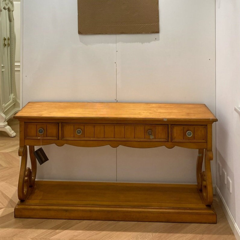 Vitrine de style français rétro