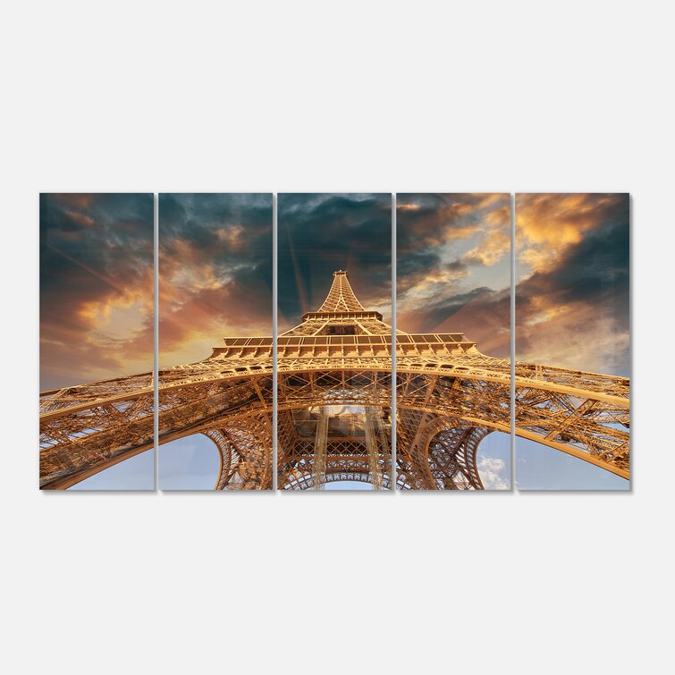 Bless international Paris Paris Eiffel Tower In Paris With Sunset Colors On  Metal 5 Pieces Print | Wayfair