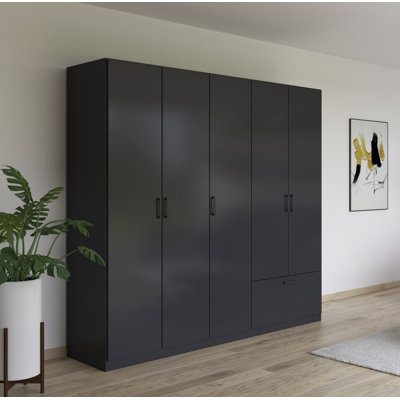 Bari Wardrobe