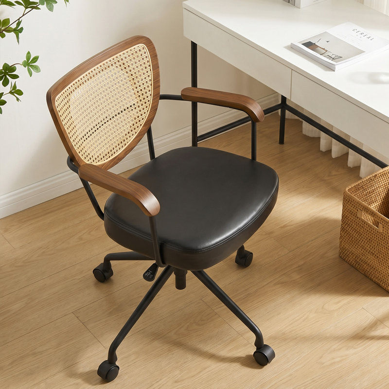 Chaise de bureau Mid-Century moderne, chaise de bureau pivotante réglable avec dossier en rotin PE et siège en similicuir courbé