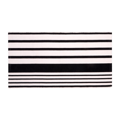 Tapis extérieur noir et blanc en coton tissé à la main - 24 po x 51 po, lavable à la machine et résistant à la décoloration