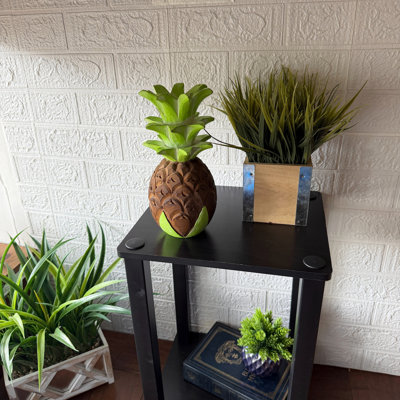 Figurine ananas en bois sculptée à la main