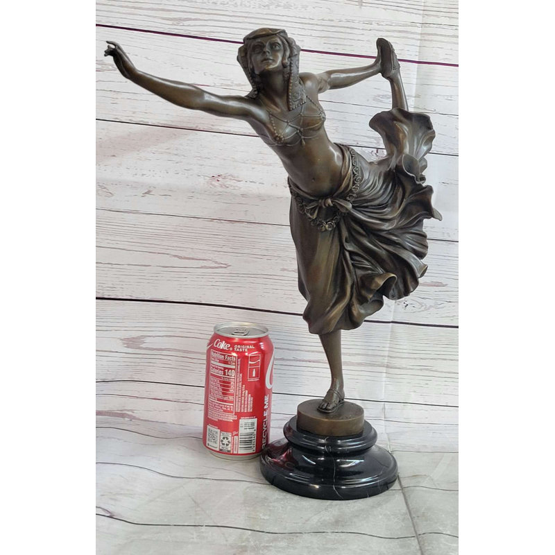 Figurines et sculptures