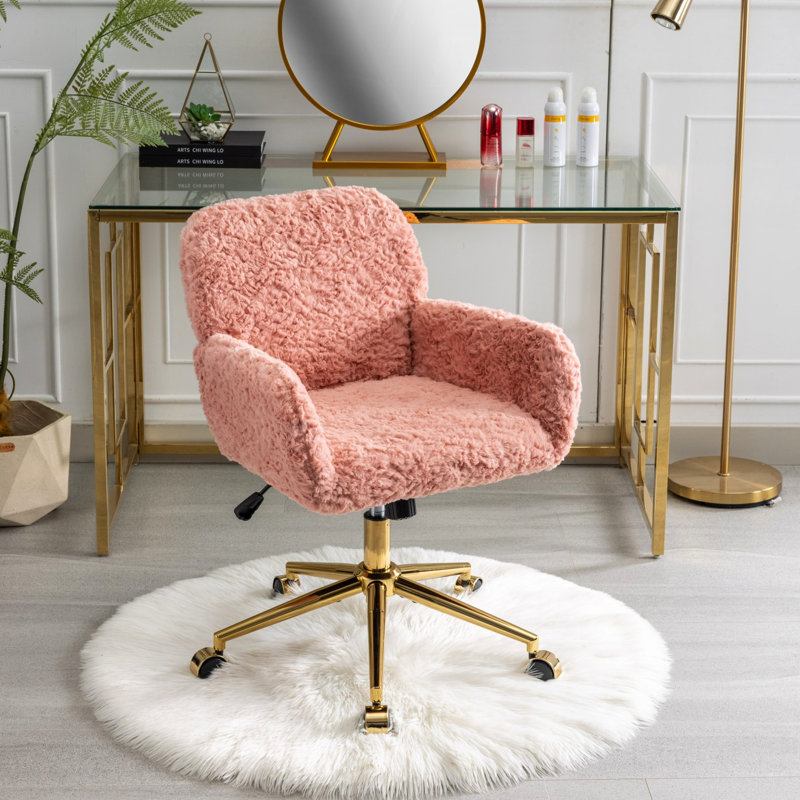 Chaise réglable rose à usage de bureau, base en métal doré, bureau avec zone d'étude ciblée et revêtement en tissu d'ameublement durable