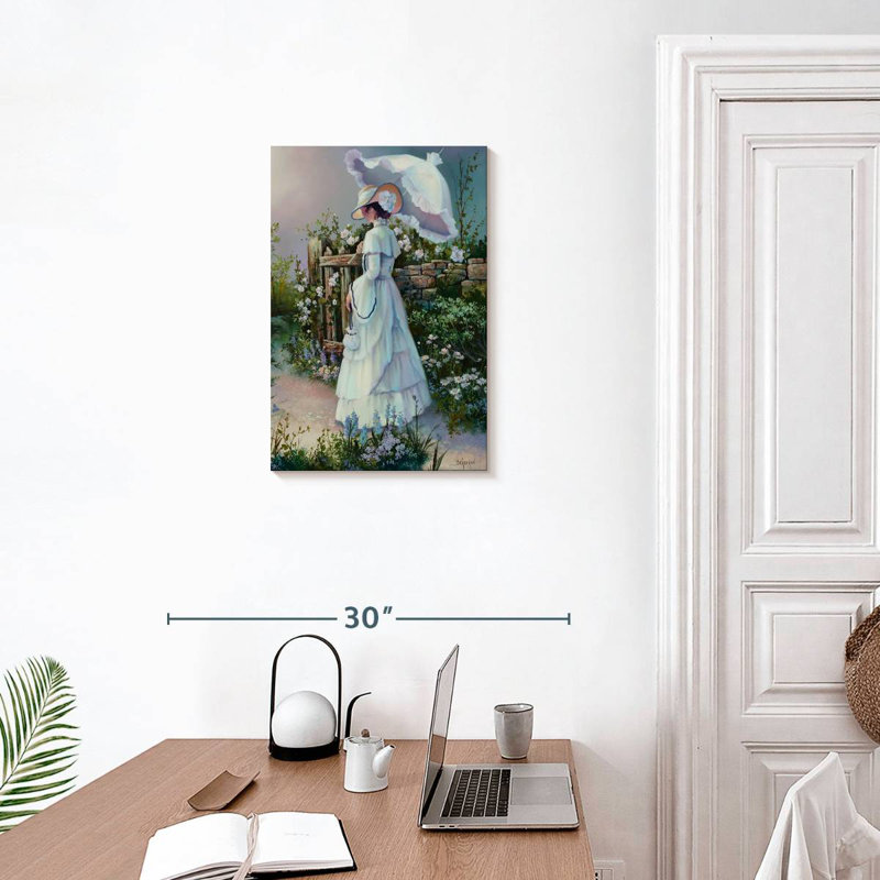 Leisha Lady Victoria, 24" H x 16" W