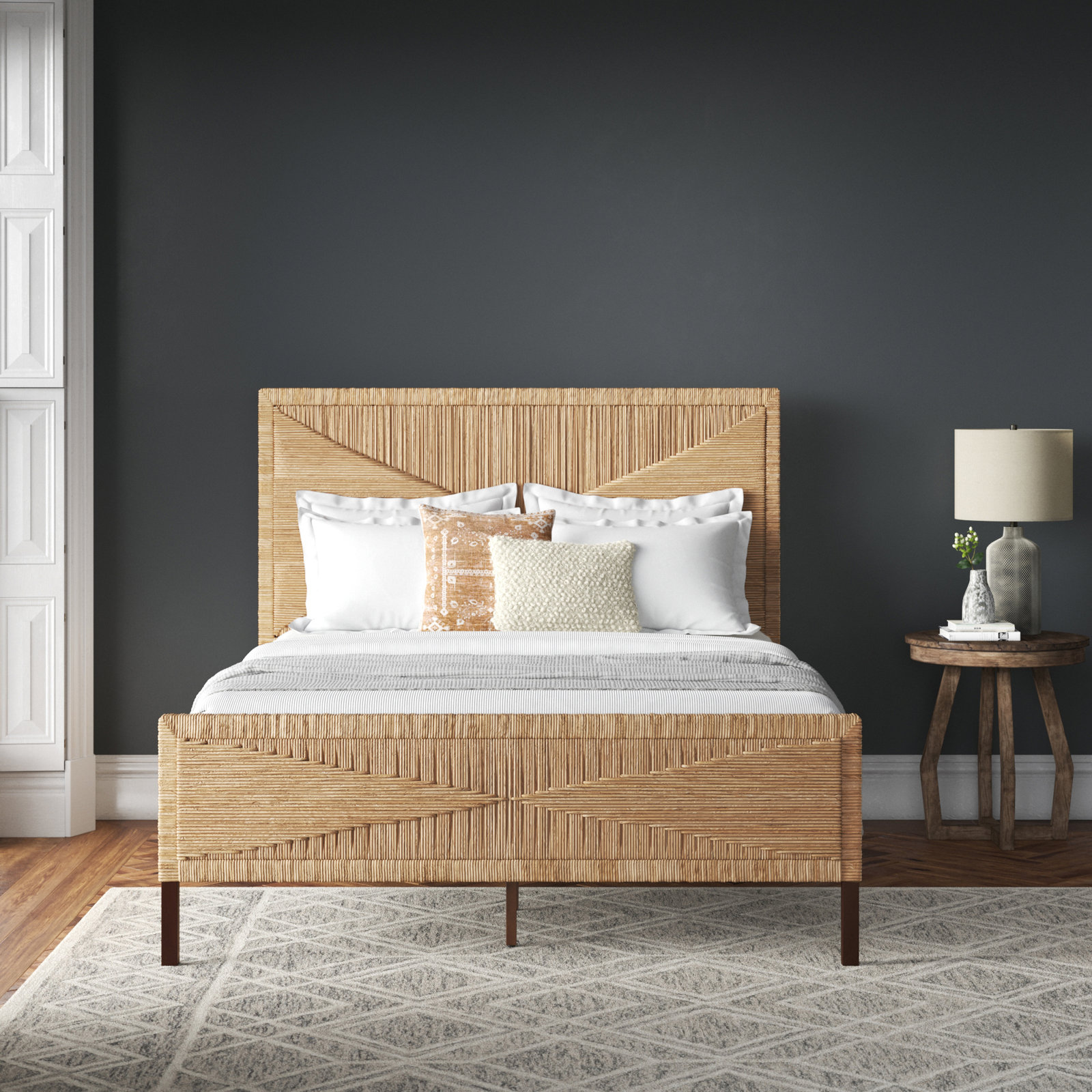 Aleja Woven Banana Stem Bed, Queen