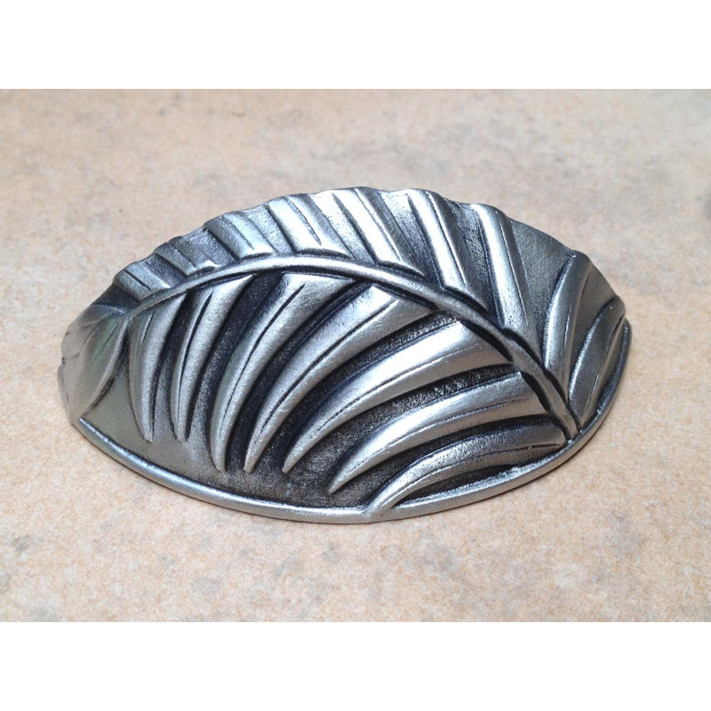 Poignée coquille 2 1/8" center to central palm leaf, Satin