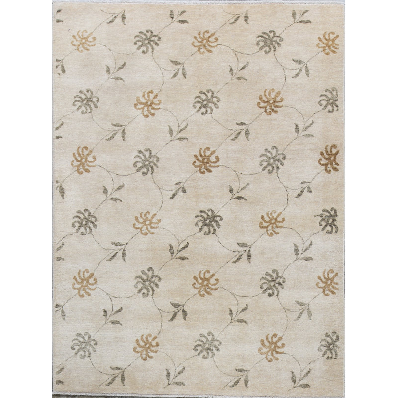Hand-Knotted High-Quality Beige Area Rug