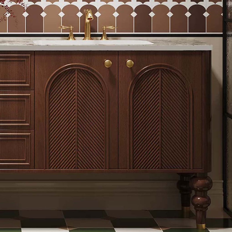 Meuble-lavabo sur pied de style rétro