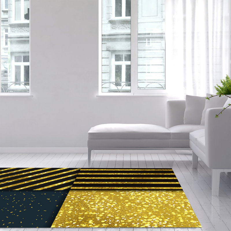 Holbert Striped Indoor / Outdoor Area Rug, Rectangle 140 x 200cm