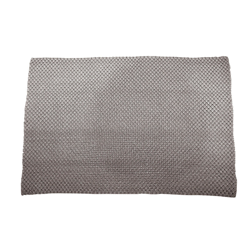 Discover Rug, Dia. 78.8 Inch, Rectangle 5'6.9" x 7'10.5"