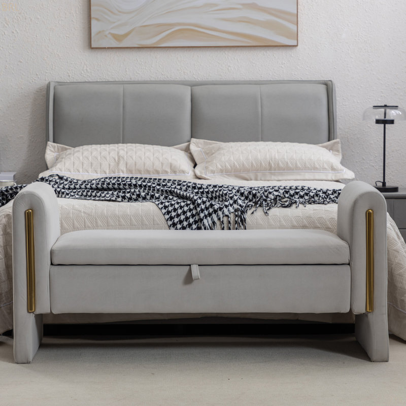 Banc de rangement en velours avec bande de garniture en métal pour le salon, Gris clair