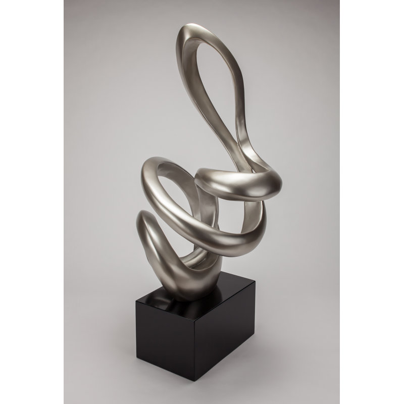 Figurines & Sculptures