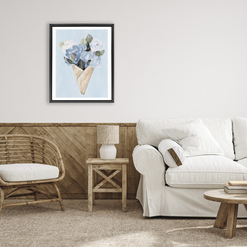 Cadre flottant bleu avec bouquet de cadeaux, design par Lanie Loreth, H 21 po x l 17 po, Cadre flottant noir de jais