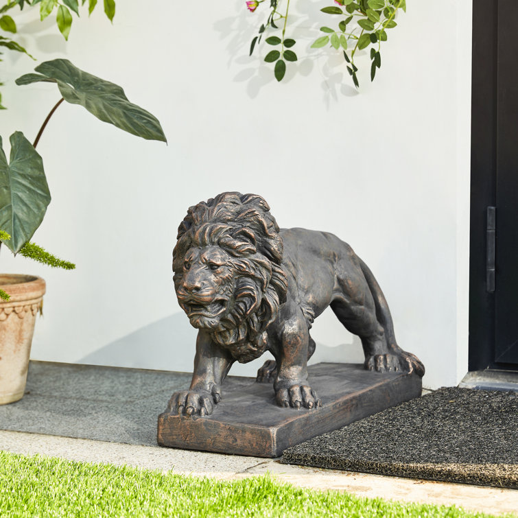 Selah Lion Animals MGO Garden Statue