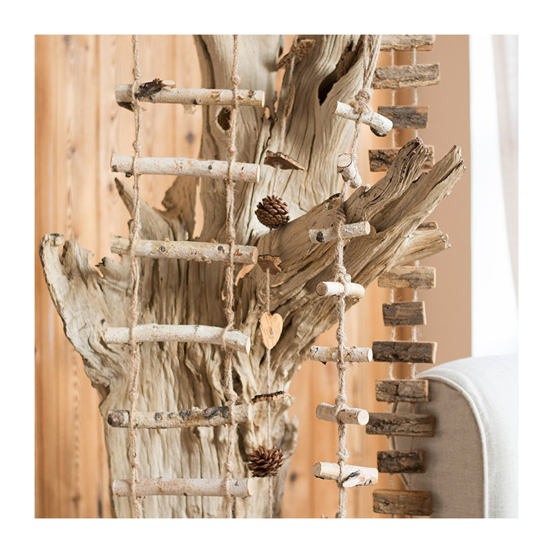 Figurine suspendue de chaîne en bois