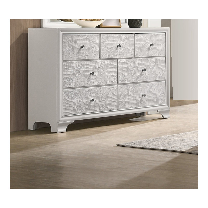 Millerville Solid Wood 58.4'' W 7 - Drawer Dresser, White