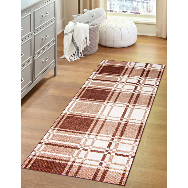 Tapis de couloir en polyester 2 pi 6 po x 8 pi Markisha, Tapis de couloir 2 pi 6 po x 8 pi
