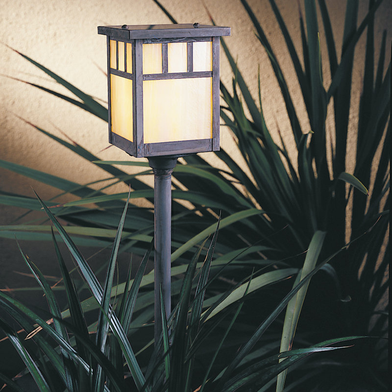 Éclairage de sentier 1 lumière Telly, H 17 po x l 4,25 po / barre double en T, Vert-de-gris patine, Brun clair