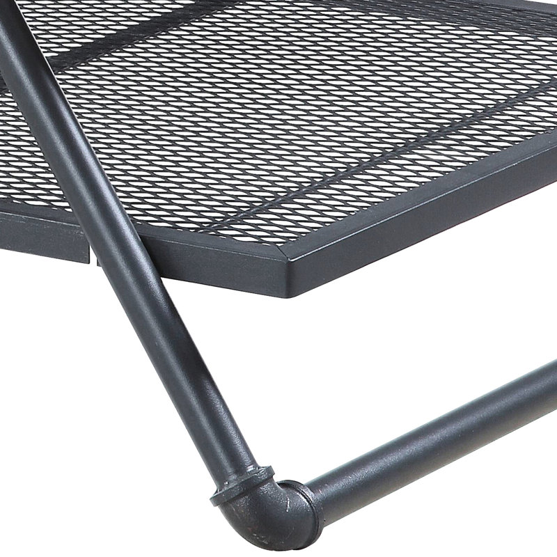 Table basse rustique industrielle avec plateau en bois et tablette en métal