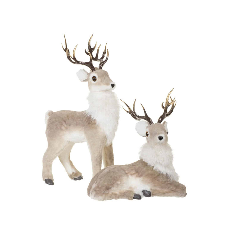 Figurines de rennes bruns