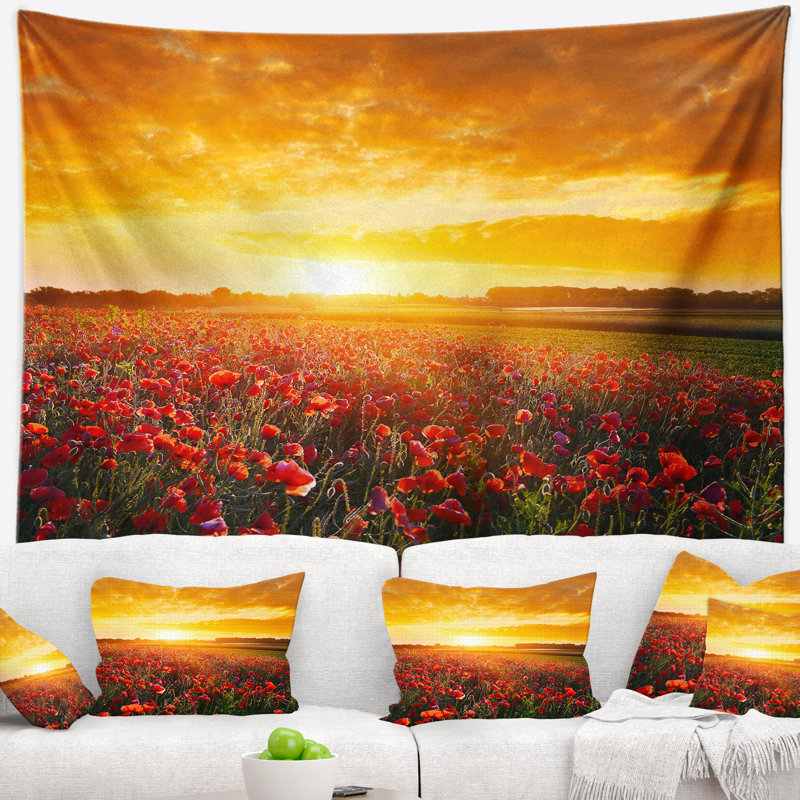 Tapisserie abstraite avec fond de coquelicots, H 68 po x l 80 po