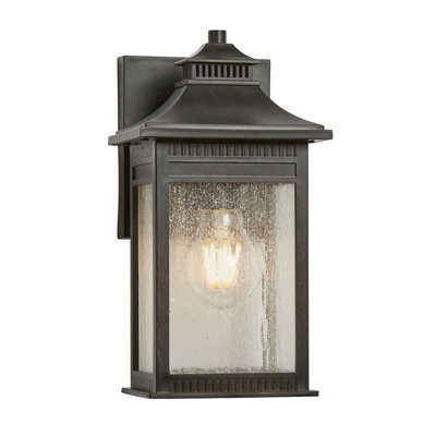 Estrella Outdoor Wall Lantern